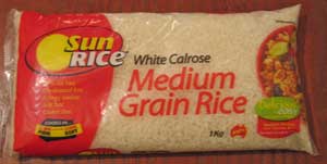 「White Calrose Medium Grain Rice」（ホワイト・カルローズ・ミディアム・グレイン・ライス）