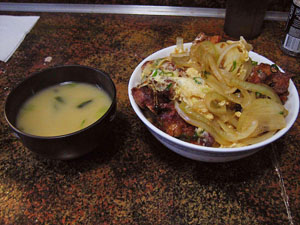 Chiken Karaage Don（から揚げ丼・8.70ドル）